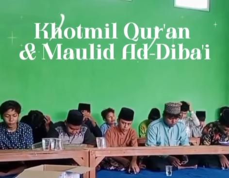Rutinan Khotmil Qur’an dan Maulid Ad-Diba MA Darul Faizin Khotmil Qur’an dan Maulid Ad-Diba di MA Darul Faizin
